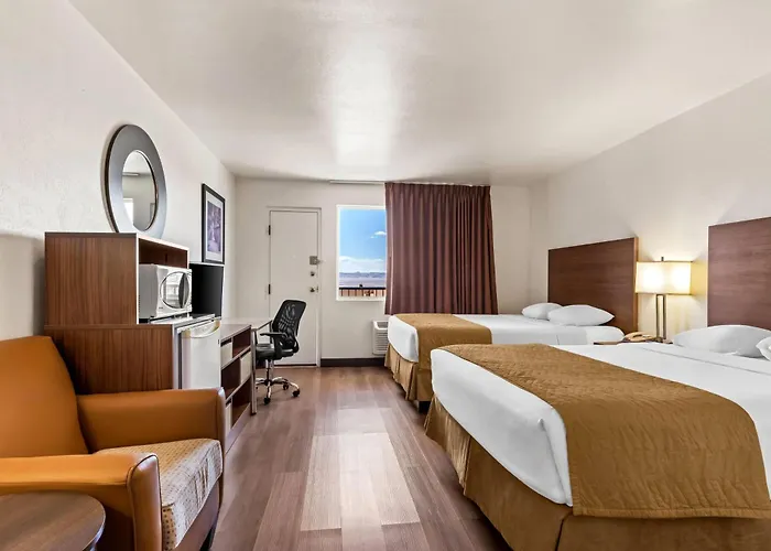 Travelodge By Wyndham Page, View Of Powell