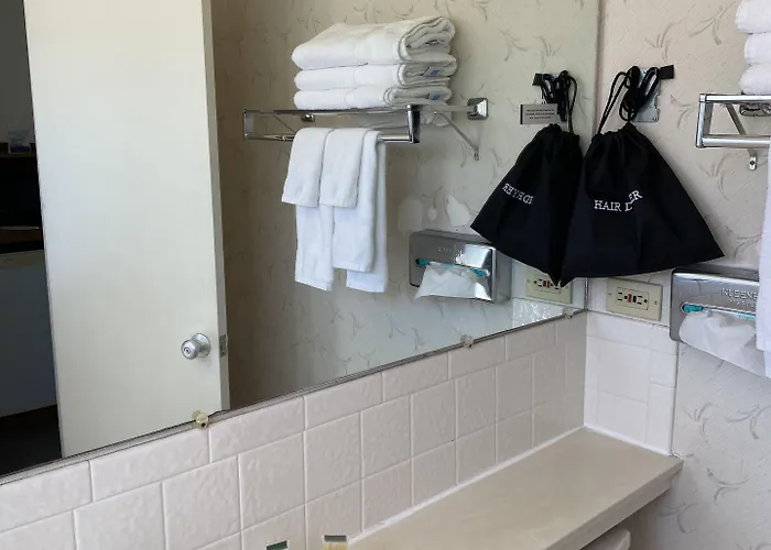 Travelodge By Wyndham 2*