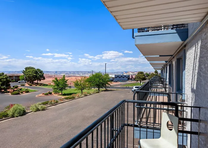 Motel Travelodge By Wyndham Page, View Of Powell