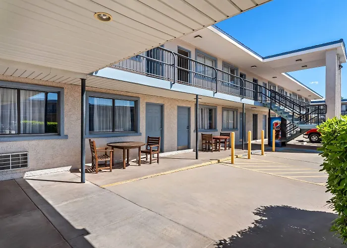 Motel Travelodge By Wyndham Page, View Of Powell 2*