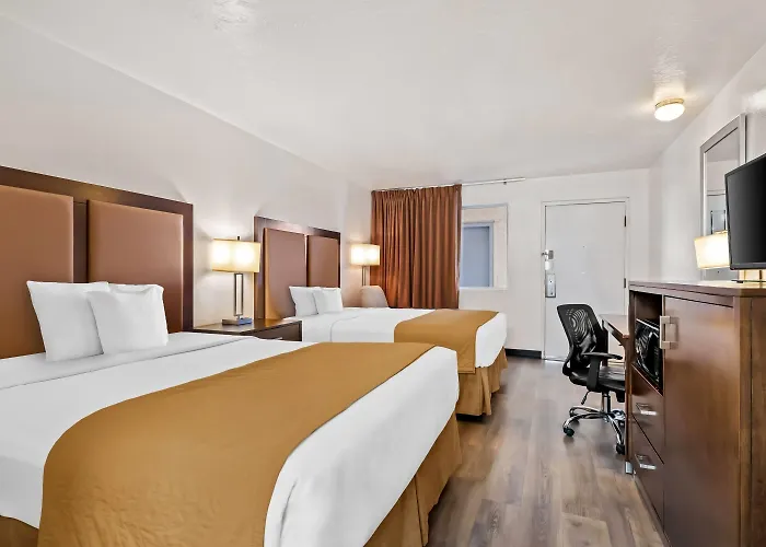 Travelodge By Wyndham Page, View Of Powell Motel 2*