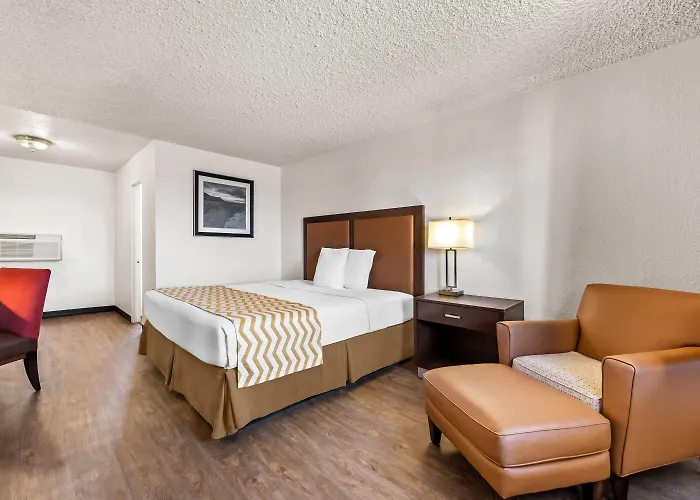 Travelodge By Wyndham Page, View Of Powell Motel 2*