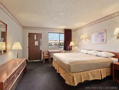 Travelodge By Wyndham Page, View Of Powell Motel 2*